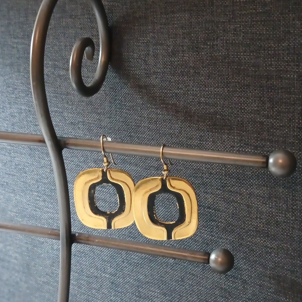 Vintage Laurel Burch Gold and Black Earrings - Picture 7 of 9